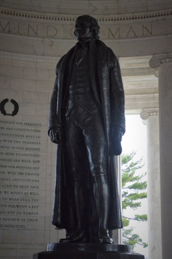 The Jefferson Monument in washington DC, washington, washington dc, washington dc travel, dc travel, dc blog, washington dc blog, dc travel blog, washington dc travel blog, what to see in dc, things to see in dc, dc travel photography, washington dc travel photography, memorials and monuments, washington dc monuments, dc monuments, jefferson, thomas jefferson, thomas jefferson memorial, jefferson memorial,