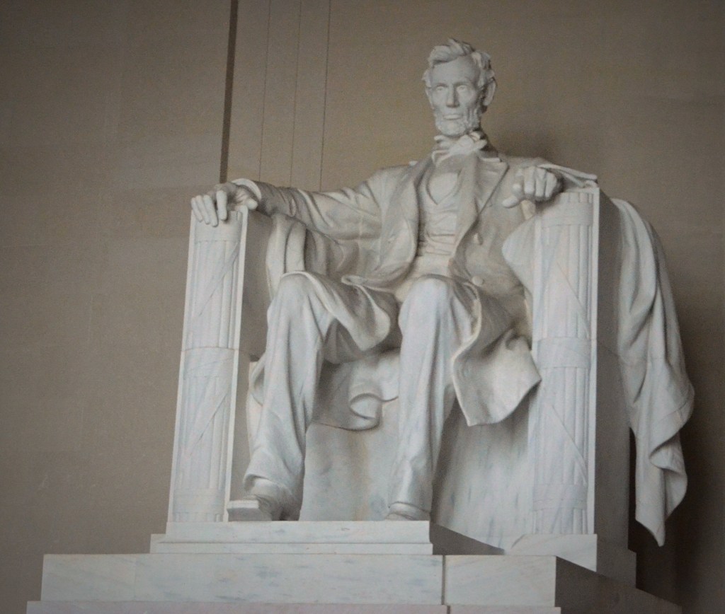 washington, washington dc, washington dc travel, dc travel, dc blog, washington dc blog, dc travel blog, washington dc travel blog, what to see in dc, things to see in dc, dc travel photography, washington dc travel photography, memorials and monuments, washington dc monuments, dc monuments, lincoln memorial, lincoln monument, lincoln memorial dc, lincoln memorial washington dc, abraham lincoln, lincoln,