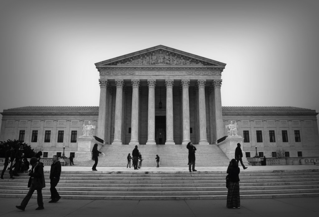 the supreme court building in DC, washington, washington dc, washington dc travel, dc travel, dc blog, washington dc blog, dc travel blog, washington dc travel blog, what to see in dc, things to see in dc, dc travel photography, washington dc travel photography, memorials and monuments, washington dc monuments, dc monuments, supreme court, dc supreme court,