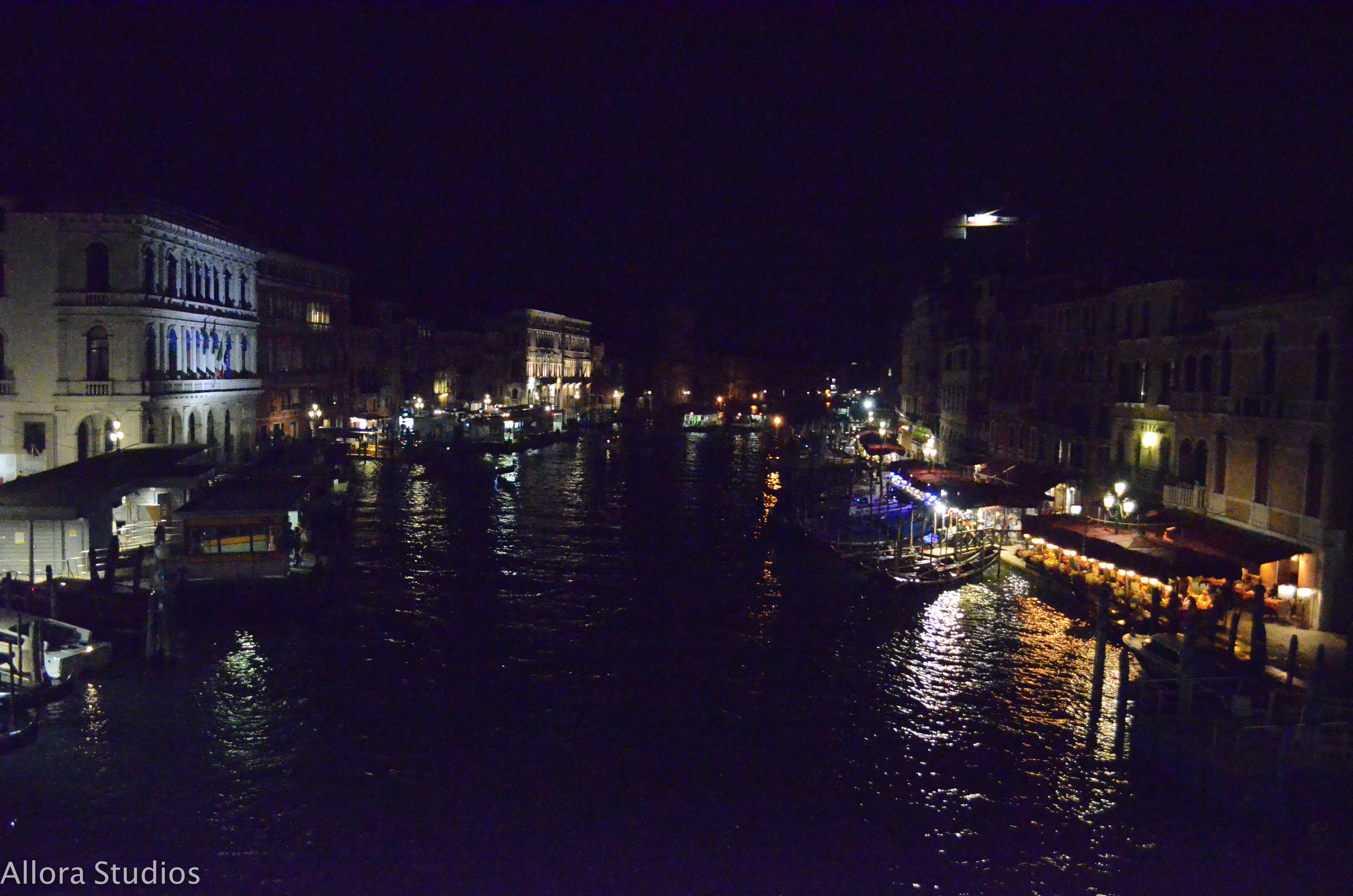 venice scene, venice at night, venezia, venezia at night, venice photography, italy, italia, italian photography, italy photography, travel photographer, travel photography, atlanta photographer, atlanta photography, street photography, travel street photography, street photographer, venice street photography, photography, photographer, venice pictures, venice scenery, venice images,